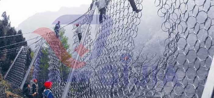 中鐵十二局第三項目部張家口尚義縣小蒜溝鎮(zhèn)張集鐵路隧道邊坡防護(hù)